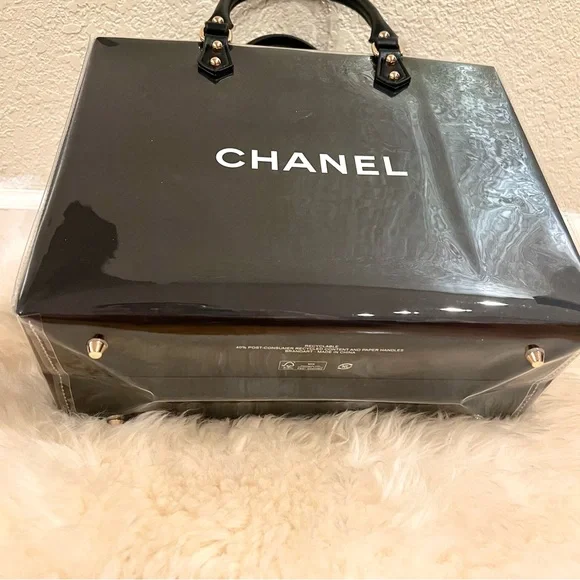 Chanel Medium Shopping Bag Tote with PVC/TPU Cover and Crossbody Chain - Picture 9 of 10